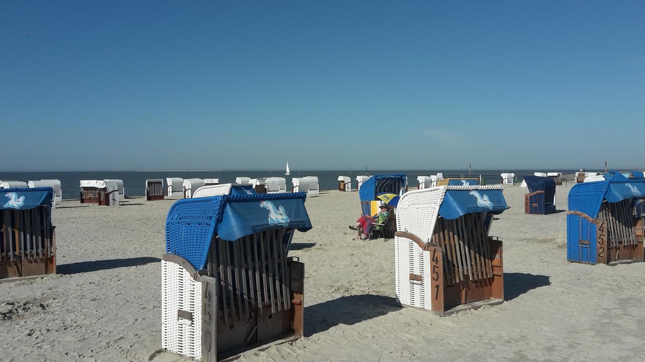 Yachthus - Direkt Am Meer Carolinensiel Exterior photo